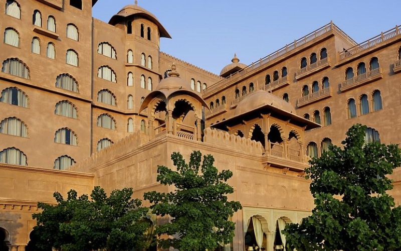 Fairmont Jaipur – Palace Luxury with Modern Comfort
