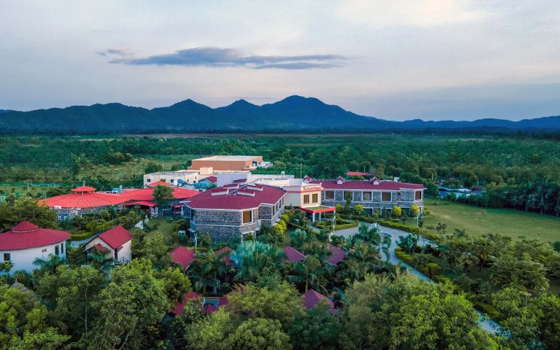 Sun Hotel & Resort